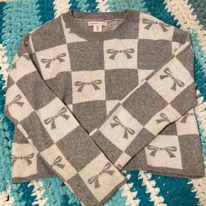 Bow Pattern Sweater